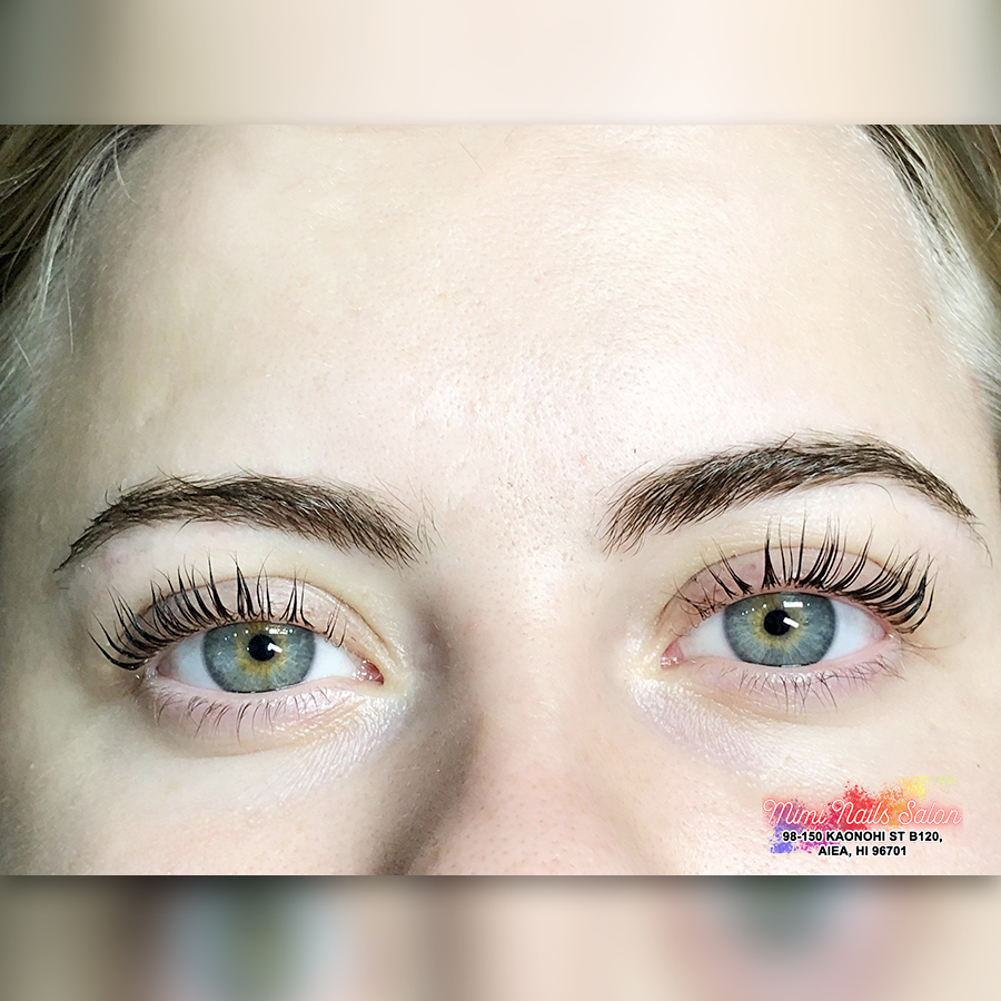 Eyelash Look